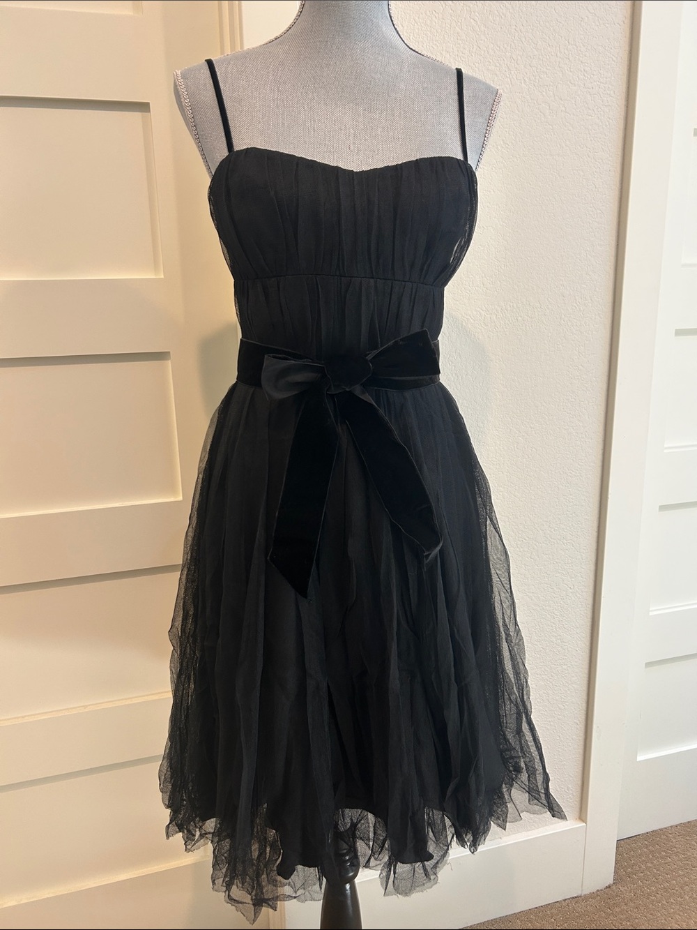 Banana republic Beautiful black dress